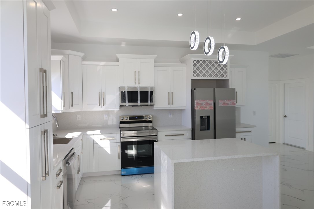 3807 3rd Street Southwest Lehigh Acres, FL 33976 - Photo 16 of 27