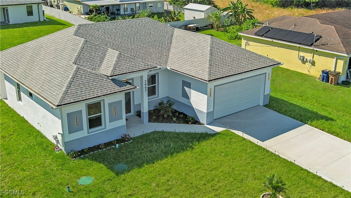 3807 3rd Street Southwest Lehigh Acres, FL 33976 - Photo 3 of 27