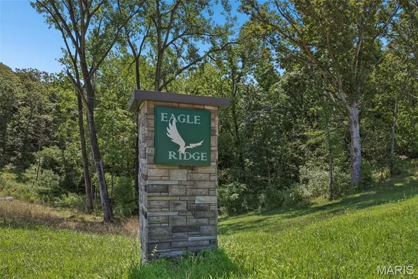 $175,000 | 21 Lake Pointe Lane, Litchfield, IL 62056