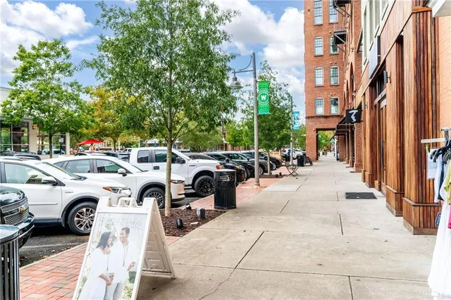 a picture of city view