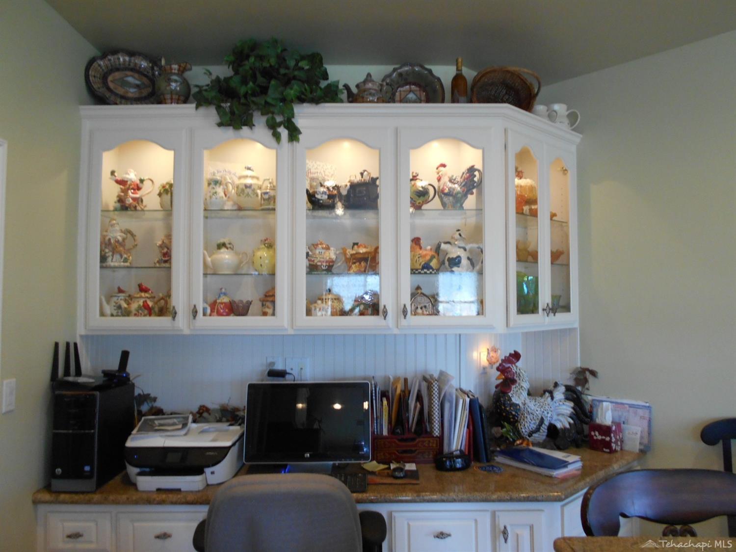 29700 North Lower Valley Road Tehachapi, CA 93561 - Photo 26 of 83 Built in office