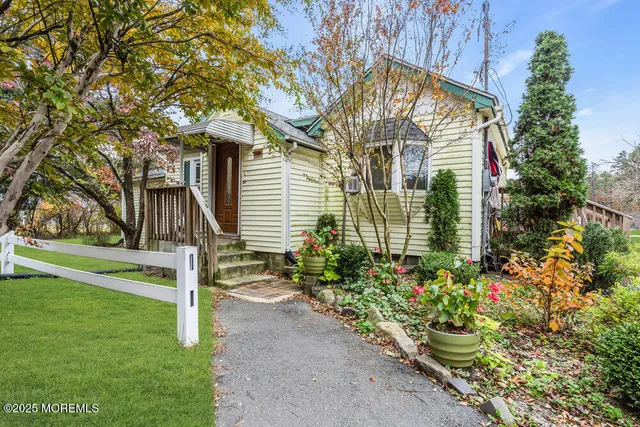 a view of a house with a garden