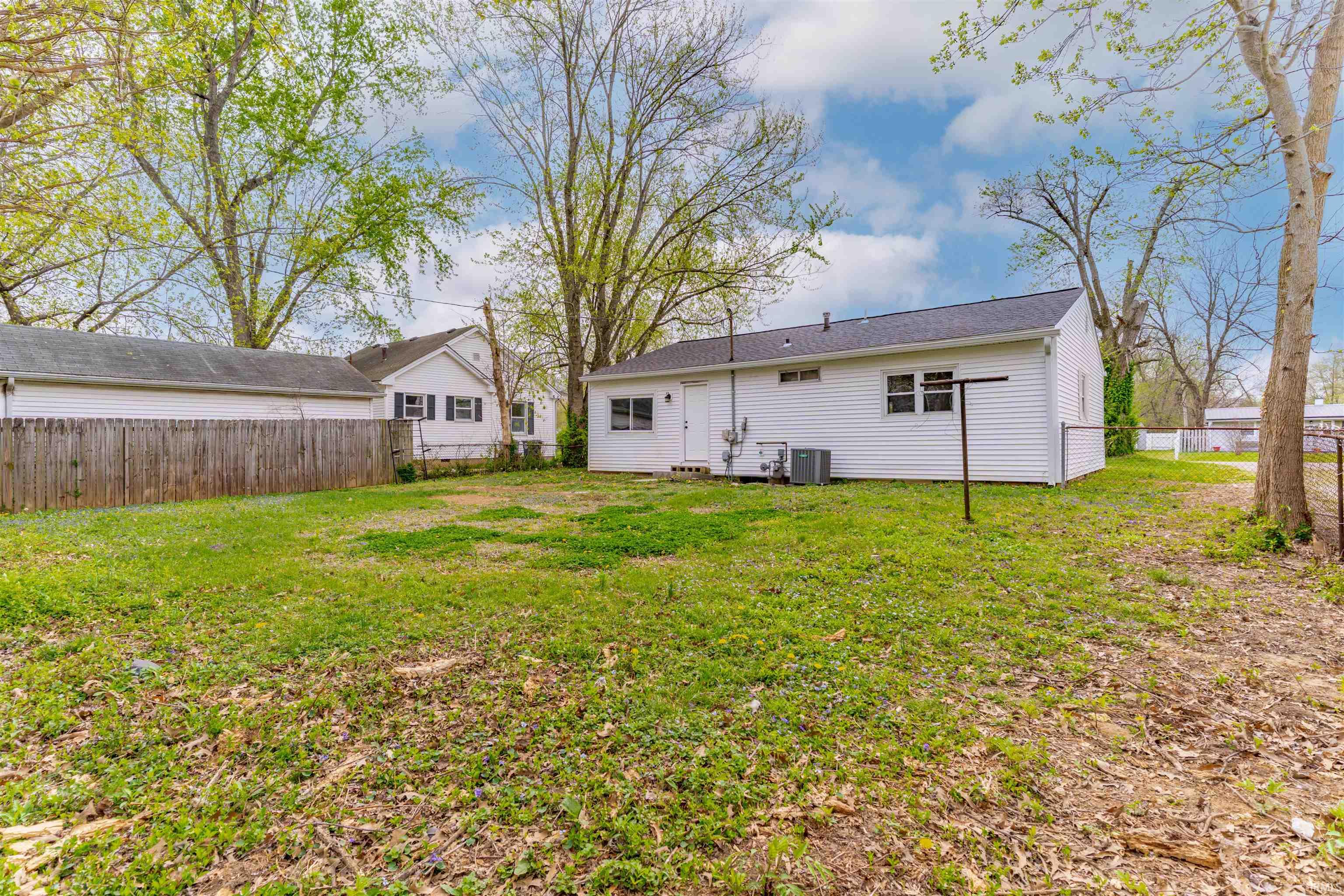 2524 East Riverside Drive Evansville, IN 47714 - Photo 26 of 28