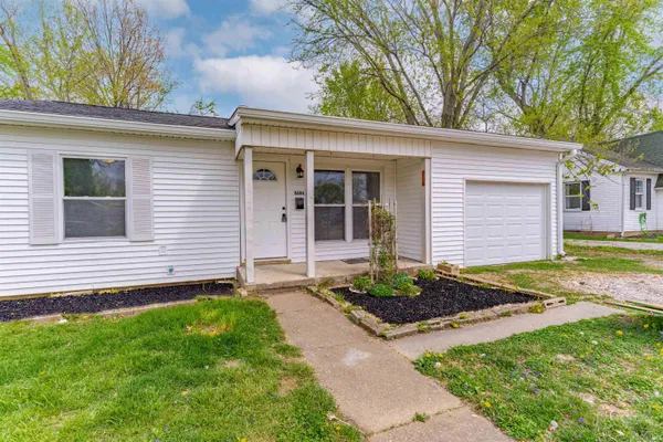 $139,000 | 2524 East Riverside Drive, Evansville, IN 47714