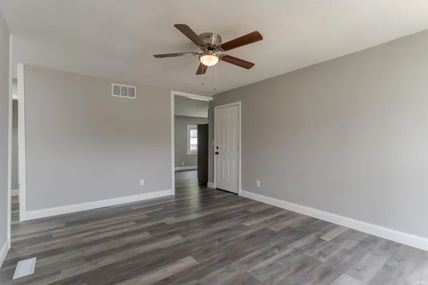 $139,000 | 2524 East Riverside Drive, Evansville, IN 47714