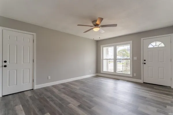 $139,000 | 2524 East Riverside Drive, Evansville, IN 47714