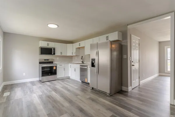 $139,000 | 2524 East Riverside Drive, Evansville, IN 47714