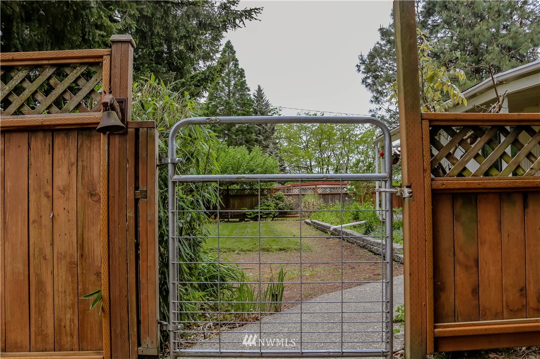 8706 183rd Avenue Southwest Rochester, WA 98579 - Photo 10 of 23 Gallery Image 10