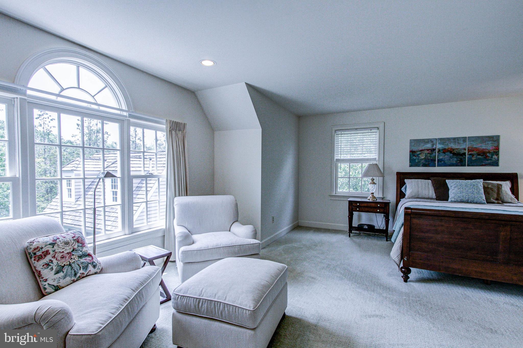 4040 Ruckman Way Doylestown, PA 18902 - Photo 24 of 48 Light-filled seating area