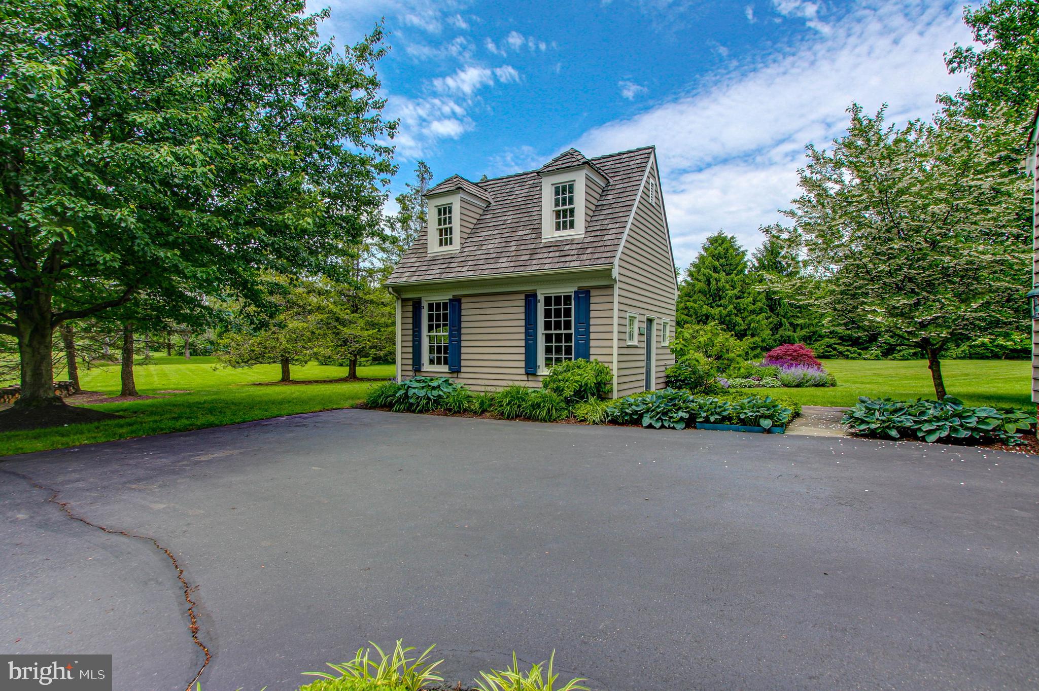 4040 Ruckman Way Doylestown, PA 18902 - Photo 40 of 48 Picture perfect detached garage