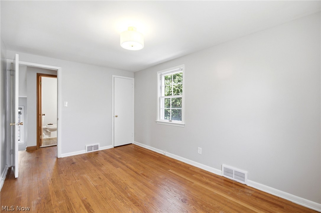 4115 Charlton Road South Euclid, OH 44121 - Photo 13 of 19