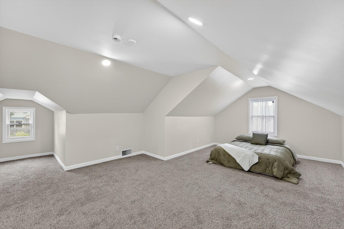 11301 11th Avenue Pleasant Prairie, WI 53158 - Photo 14 of 30 DSC09332
