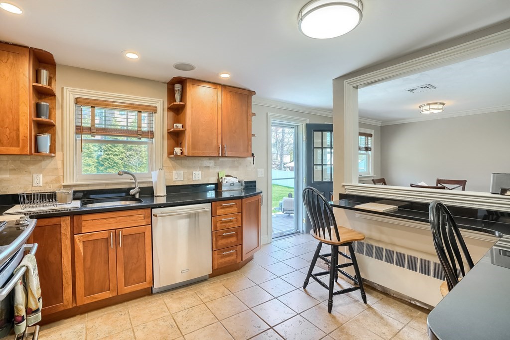 19 Fay Road Dedham, MA 02026 - Photo 6 of 35 Gallery Image 6