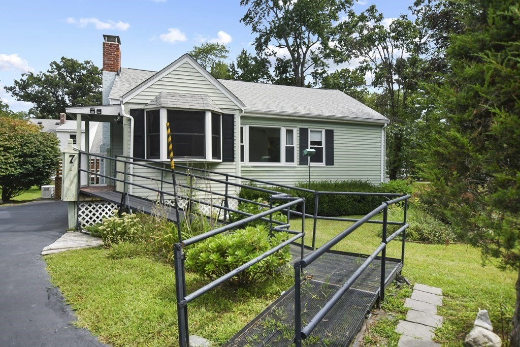 7 Meadowbrook Lane Ashland, MA 01721 - Photo 17 of 21