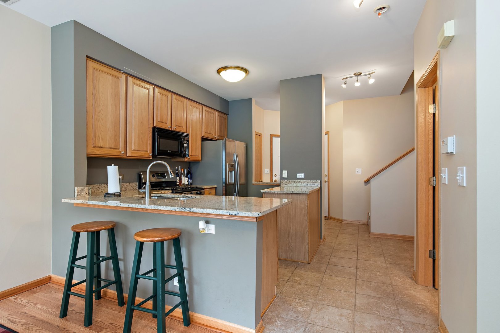 3400 Blue Ridge Drive Carpentersville, IL 60110 - Photo 2 of 15