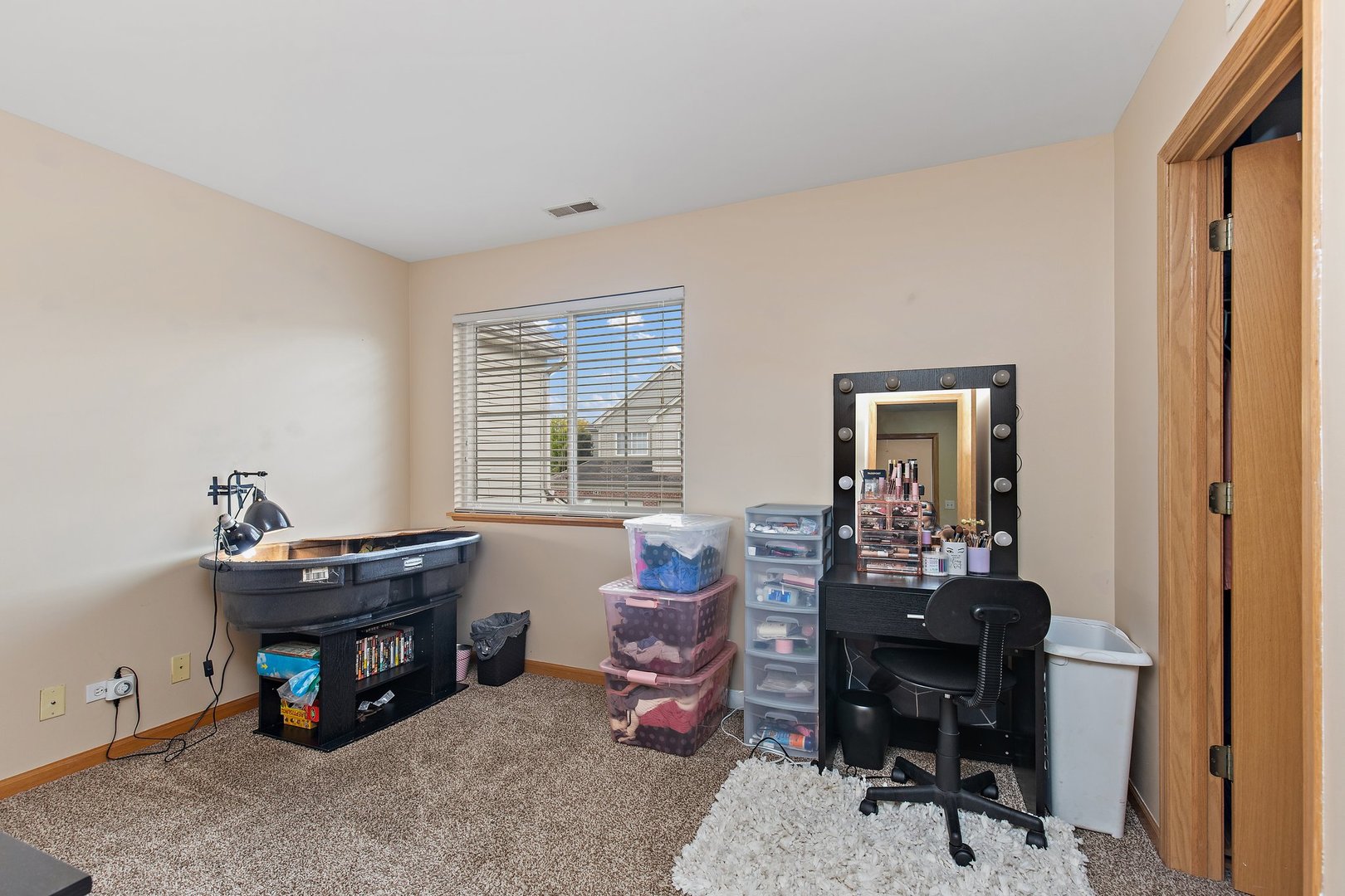 3400 Blue Ridge Drive Carpentersville, IL 60110 - Photo 12 of 15