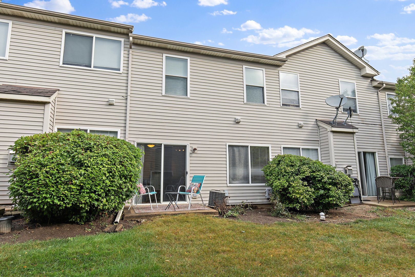 3400 Blue Ridge Drive Carpentersville, IL 60110 - Photo 14 of 15