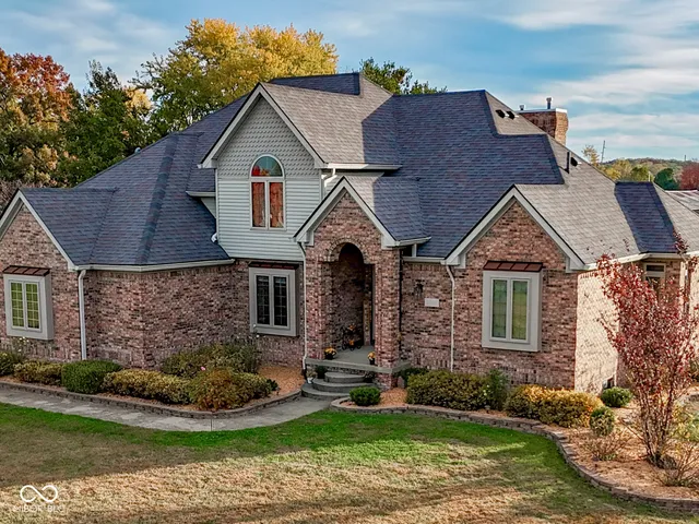 $595,000 | 525 Jones Place, Martinsville, IN 46151