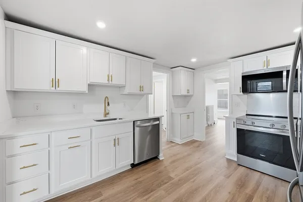 $489,000 | 22 Douglas Avenue, Unit 1, Maynard, MA 01754