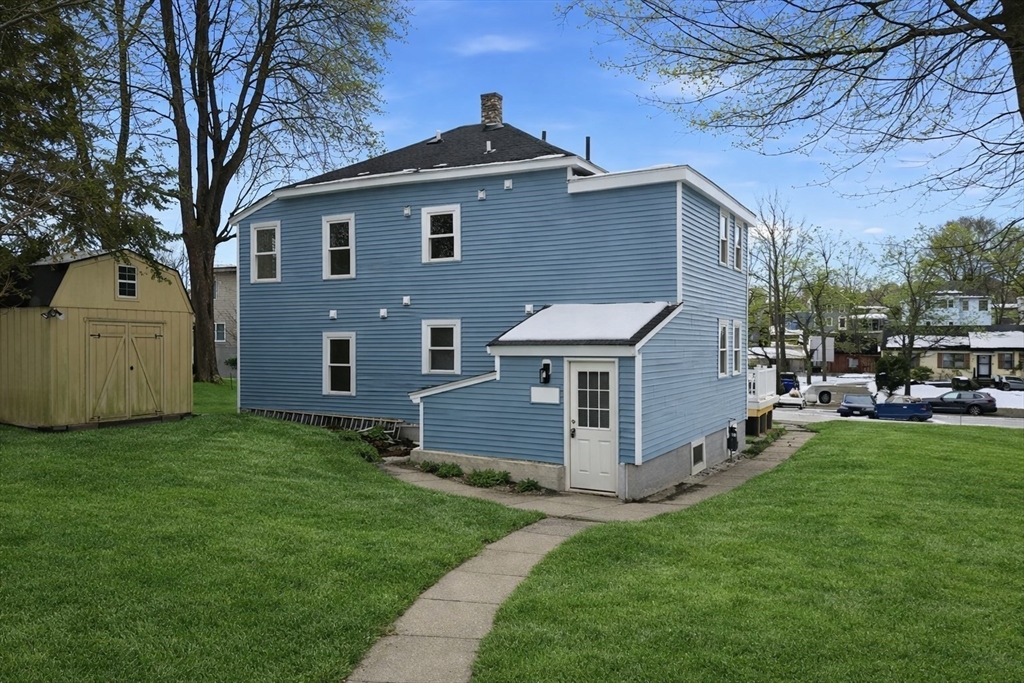 22 Douglas Avenue, Unit 1 Maynard, MA 01754 - Photo 4 of 20