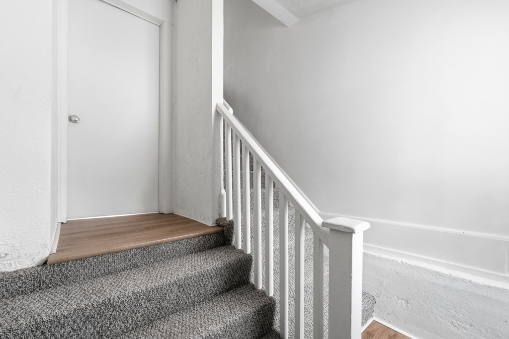 22 Douglas Avenue, Unit 1 Maynard, MA 01754 - Photo 5 of 20