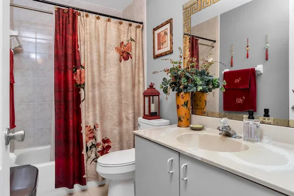 $529,888 | 16637 Northwest 73rd Place, Miami Lakes, FL 33014