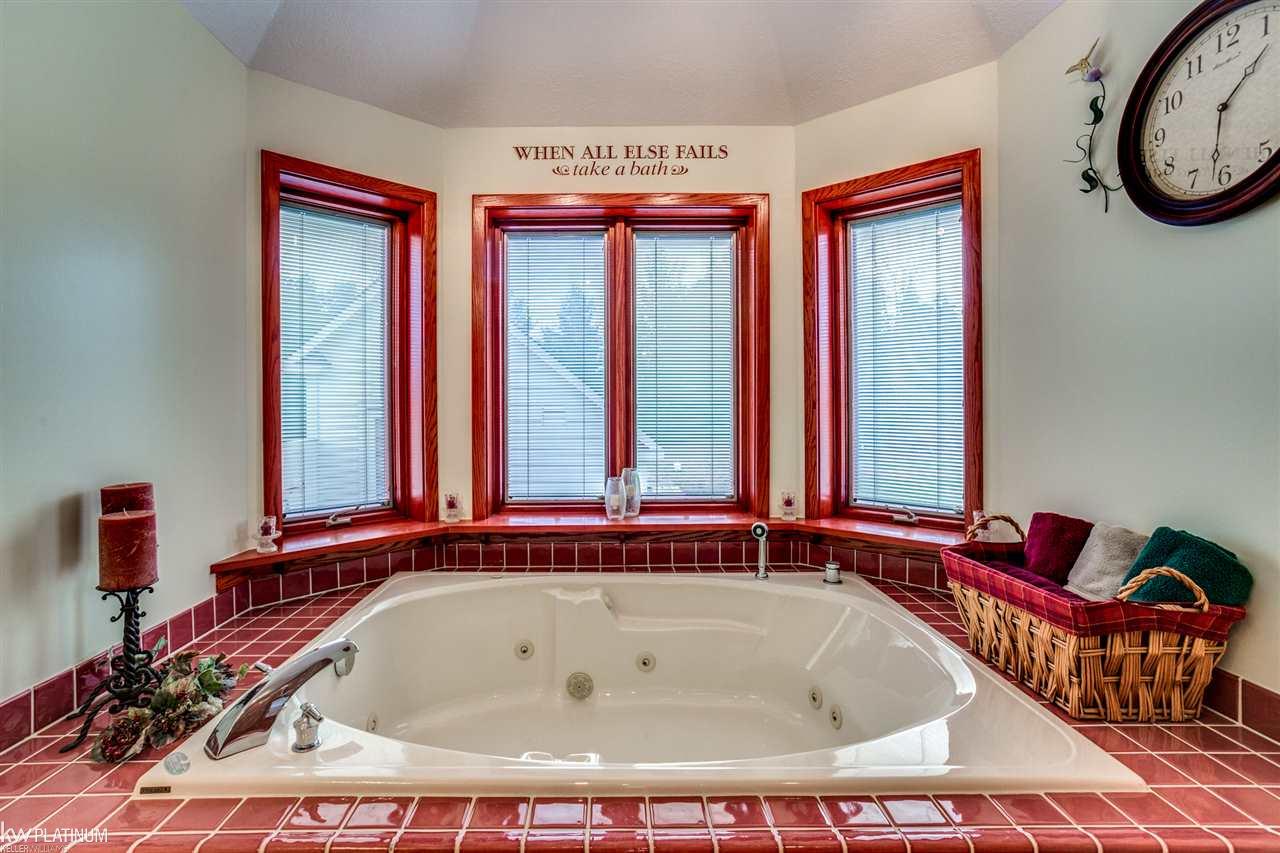 7141 Graham Road Jeddo, MI 48032 - Photo 13 of 39 31399776-12.JPG