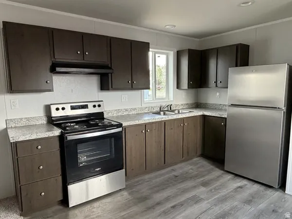 $89,900 | 425 Esquire Parkway, Unit 36, Castle Dale, UT 84513