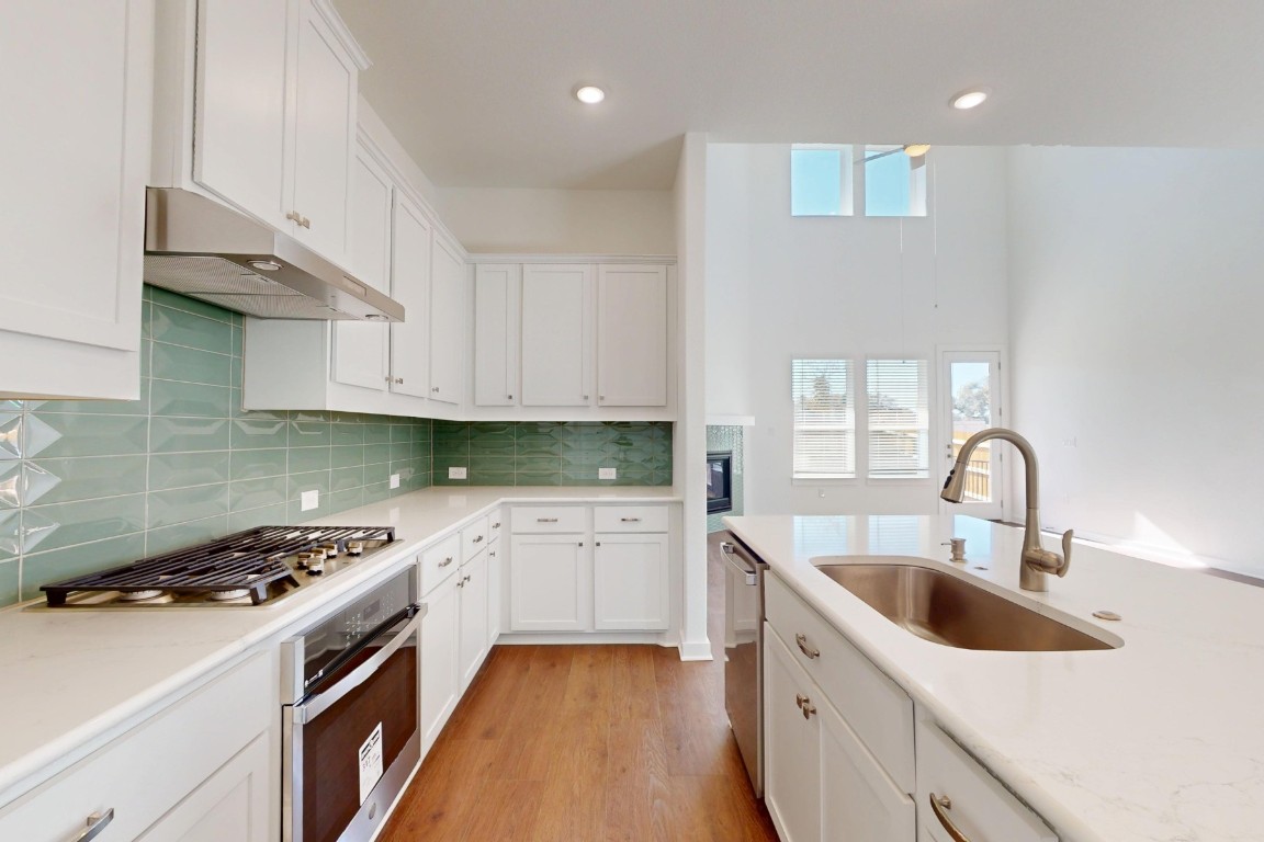 809 Corvallis Drive Leander, TX 78641 - Photo 8 of 34