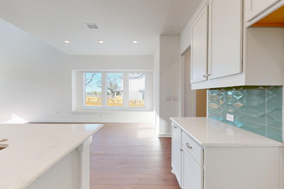 809 Corvallis Drive Leander, TX 78641 - Photo 9 of 34