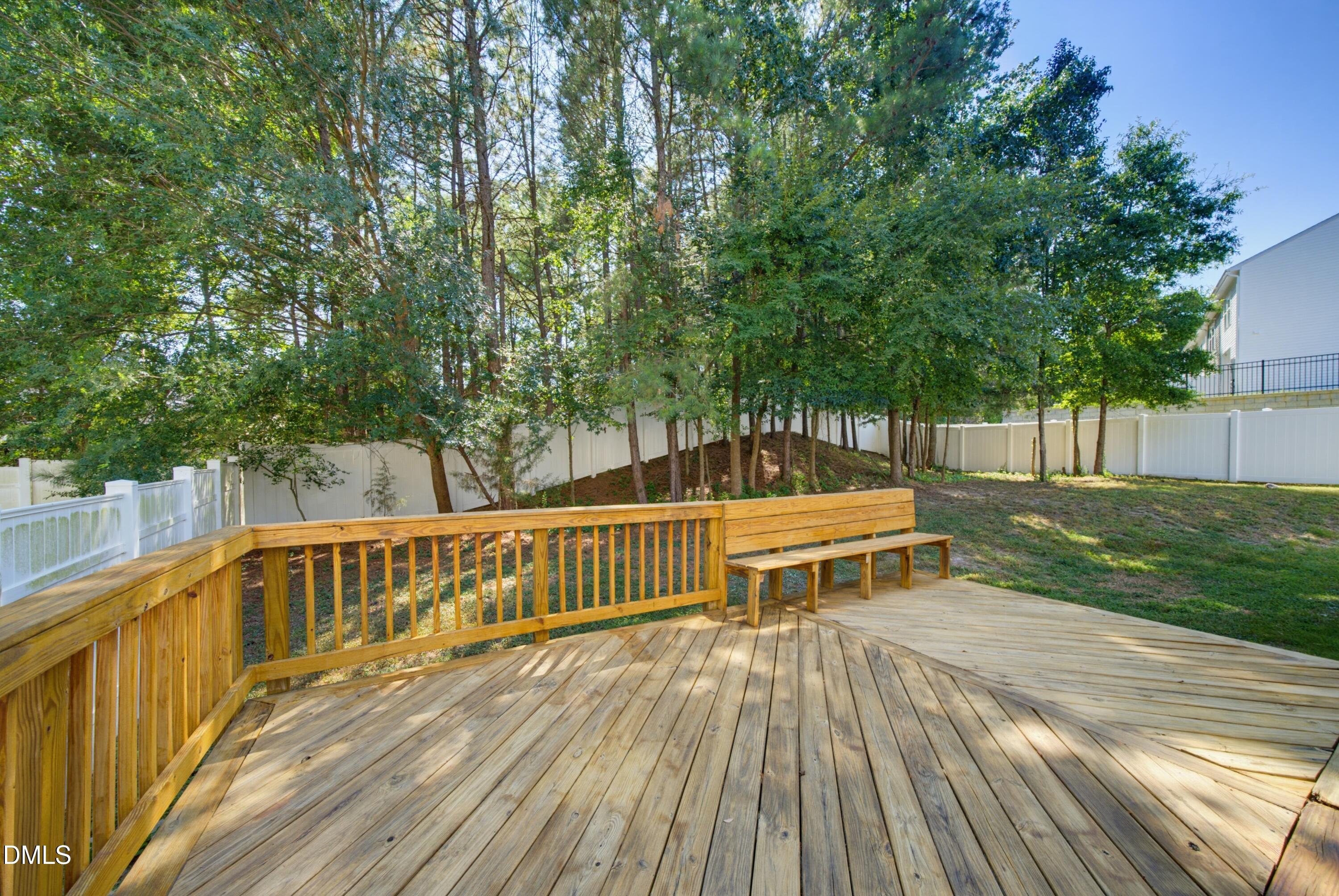 5910 Brambleberry Way Raleigh, NC 27616 - Photo 5 of 34 DSC05769