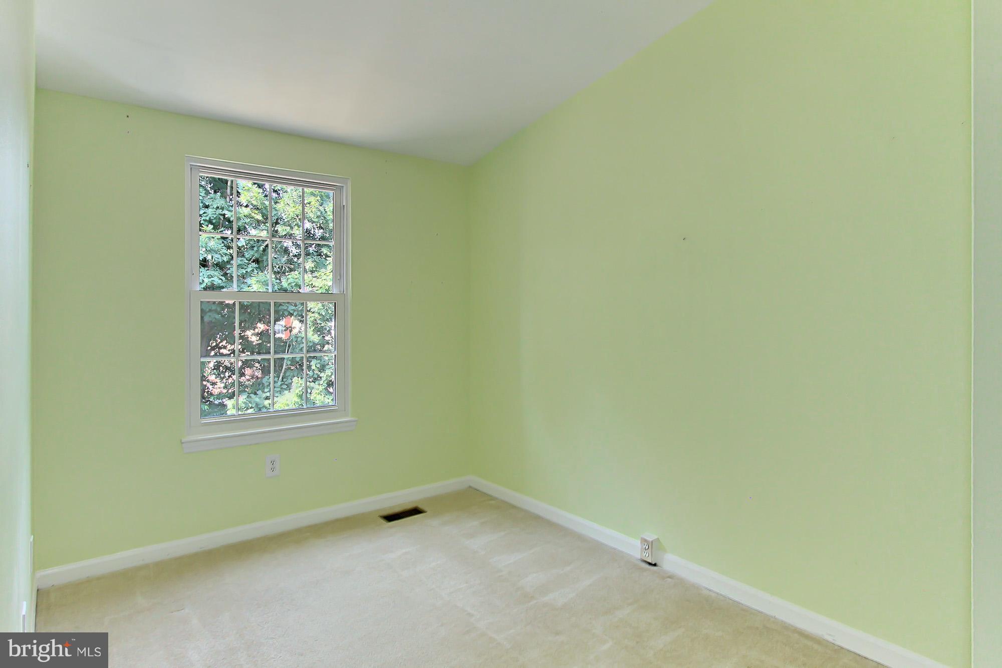 1504 Autumn Ridge Circle Reston, VA 20194 - Photo 20 of 30 Bedroom