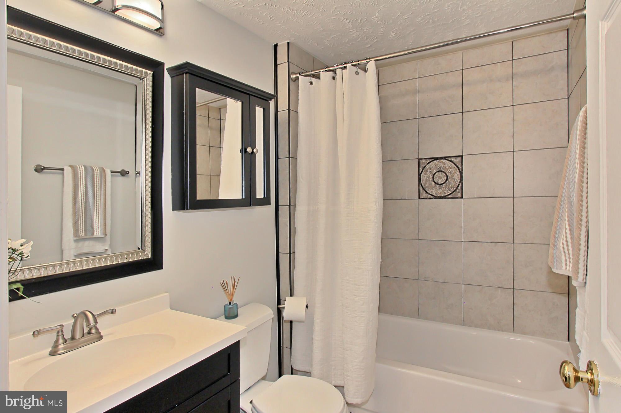 1504 Autumn Ridge Circle Reston, VA 20194 - Photo 22 of 30 Bath
