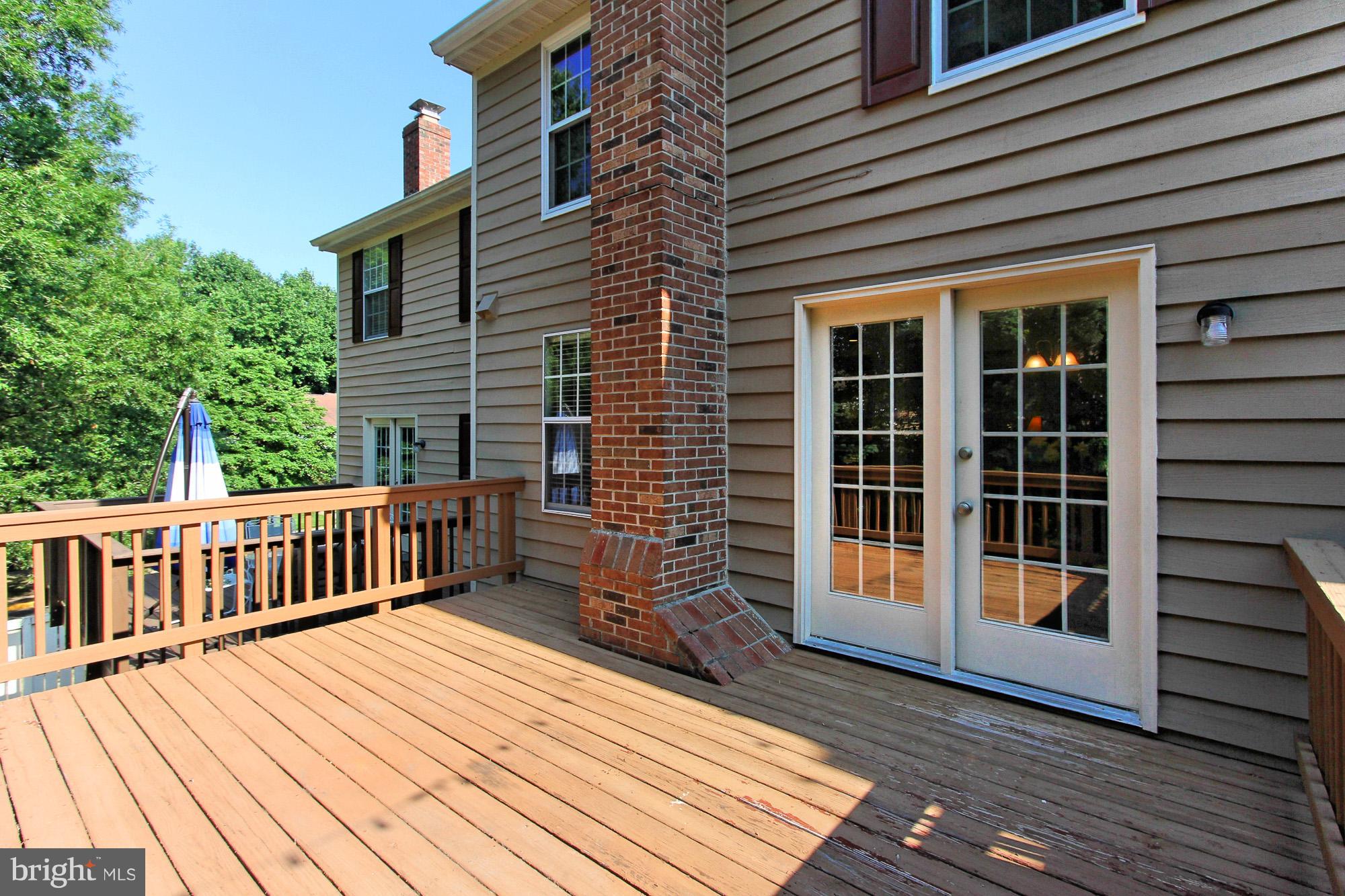 1504 Autumn Ridge Circle Reston, VA 20194 - Photo 26 of 30 Exterior (Rear)