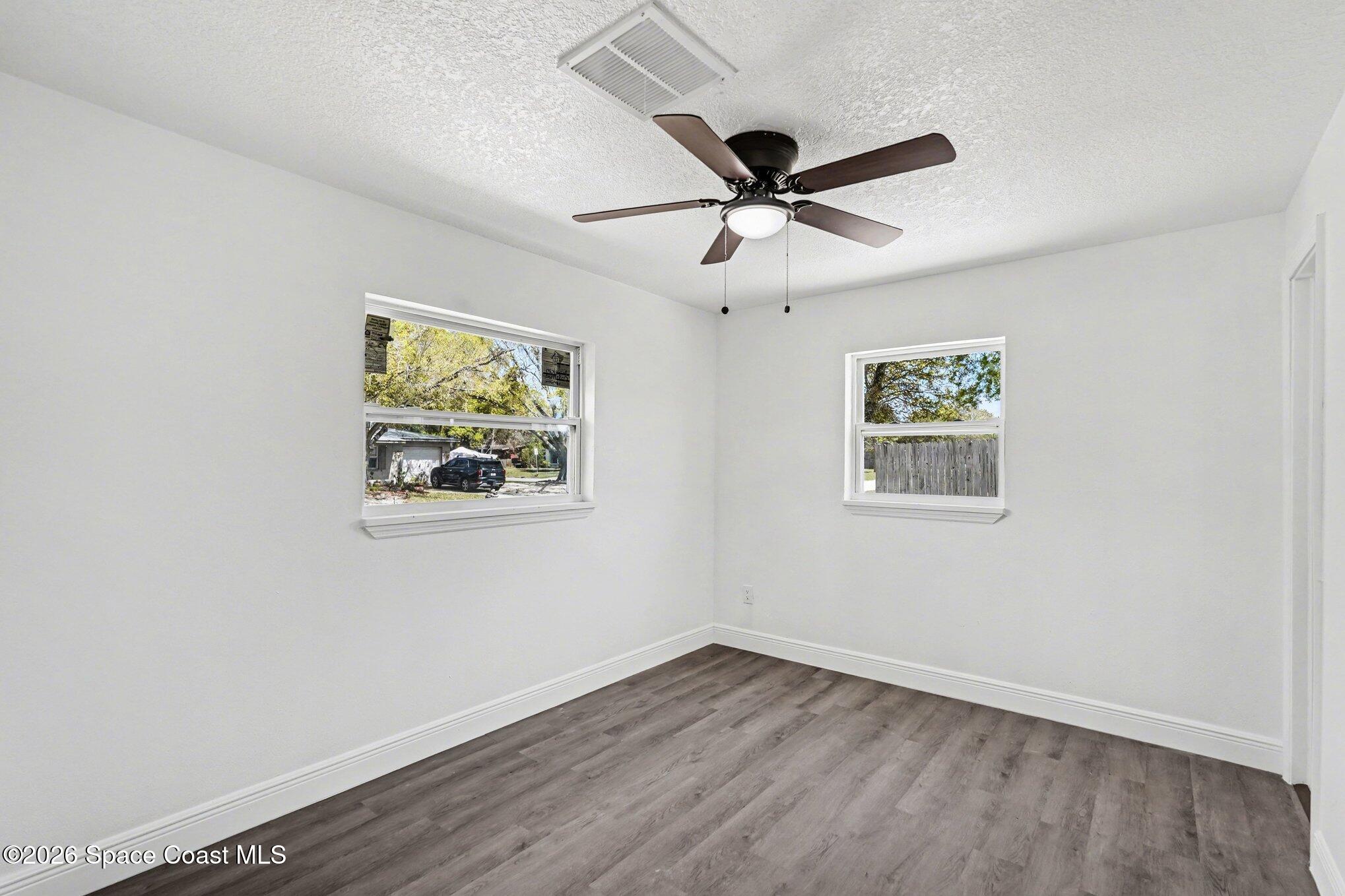 5240 Sutton Avenue Melbourne, FL 32904 - Photo 12 of 31 008__amp5469_569