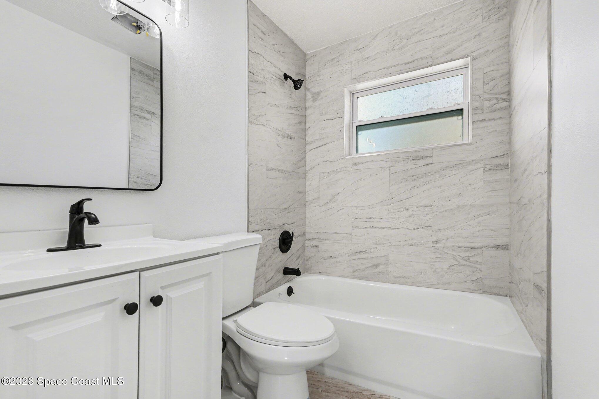 5240 Sutton Avenue Melbourne, FL 32904 - Photo 19 of 31 014__amp5504_177