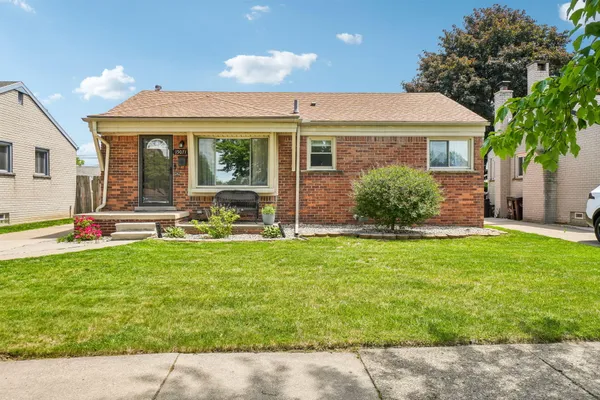 $220,000 | 15071 Cameron Street, Southgate, MI 48195