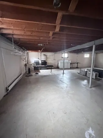 $2,800 | 9036 Roach Avenue, Brookfield, IL 60513