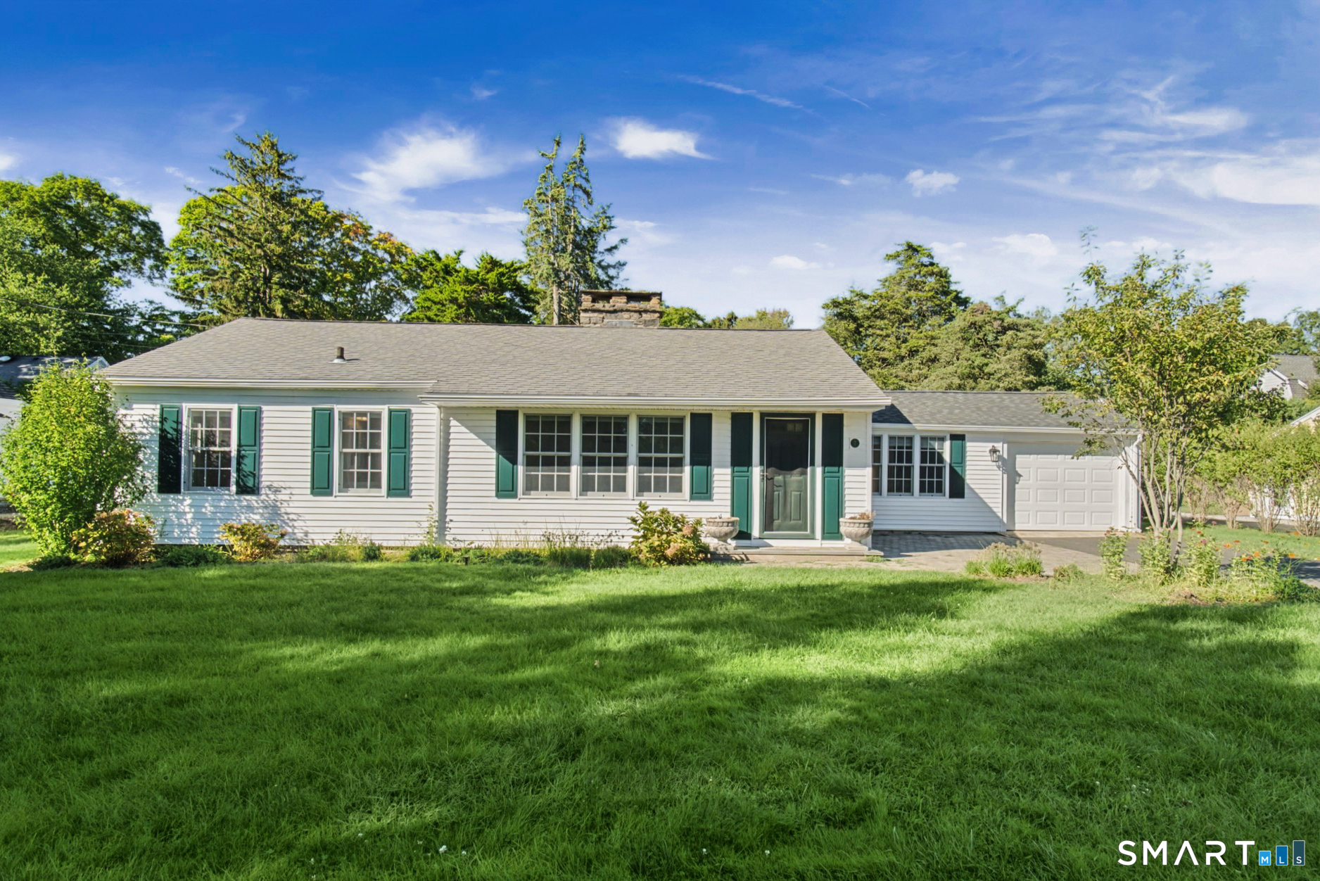 7 Sunset Road Madison, CT 06443 - Photo 1 of 25 Gallery Image 1