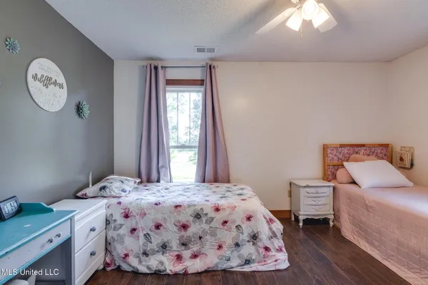 $399,900 | 7689 Germantown Road, Olive Branch, MS 38654