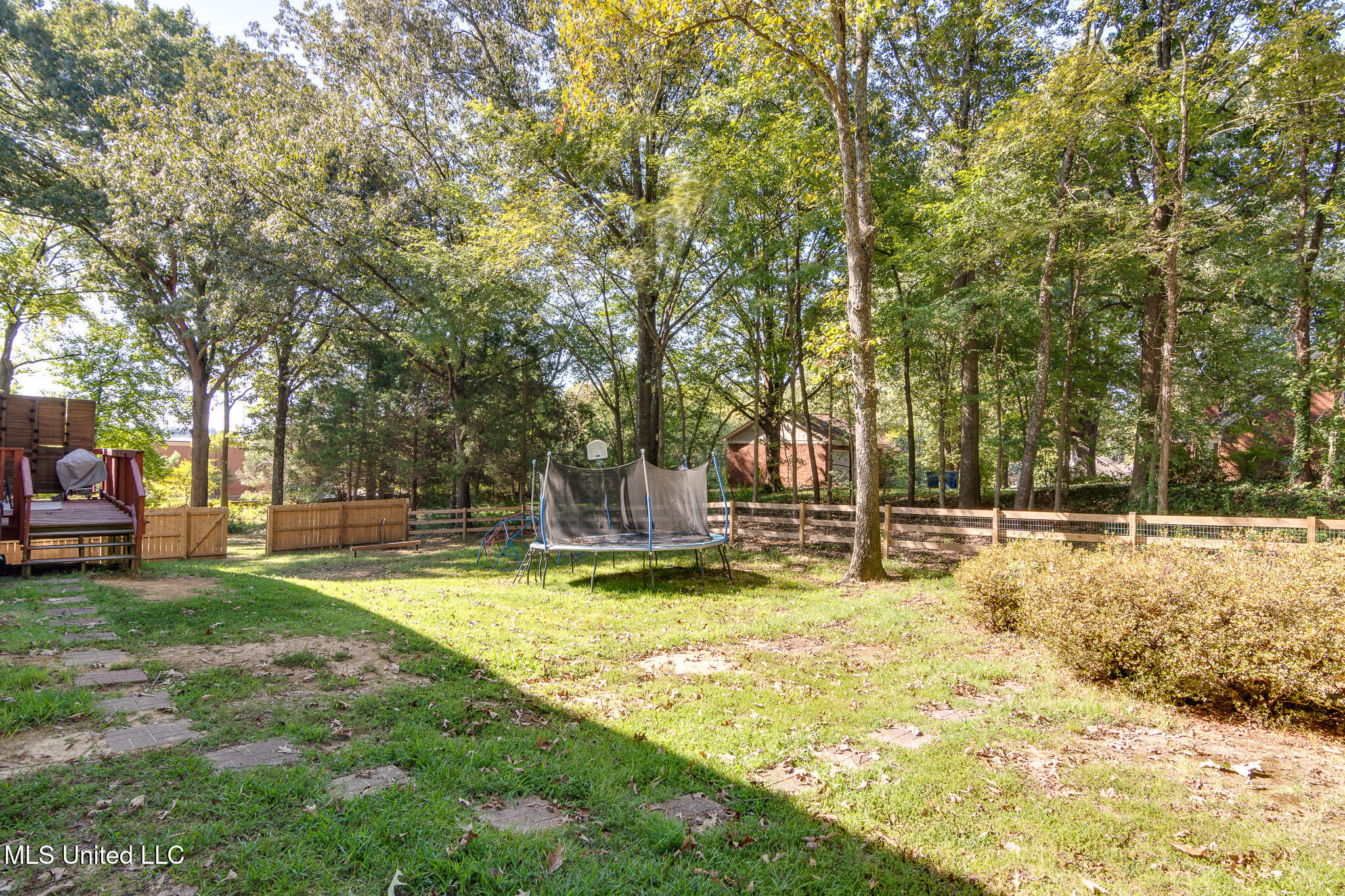 7689 Germantown Road Olive Branch, MS 38654 - Photo 44 of 49 yard