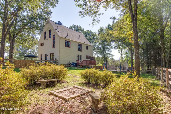 $399,900 | 7689 Germantown Road, Olive Branch, MS 38654