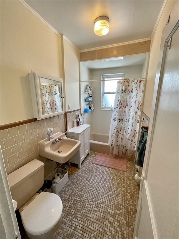 201 Rawson Road, Unit 3 Brookline, MA 02445 - Photo 13 of 16