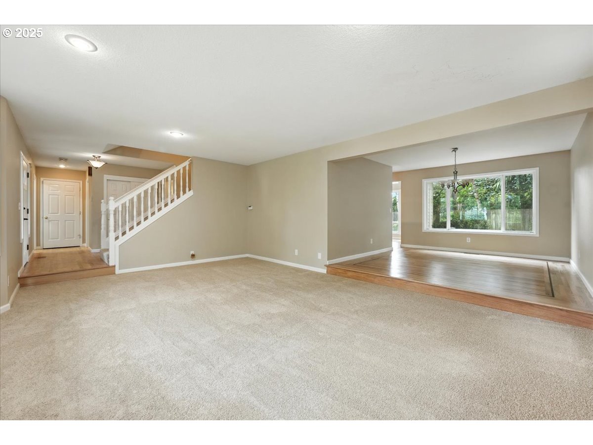 21638 Northeast Interlachen Lane Fairview, OR 97024 - Photo 12 of 36