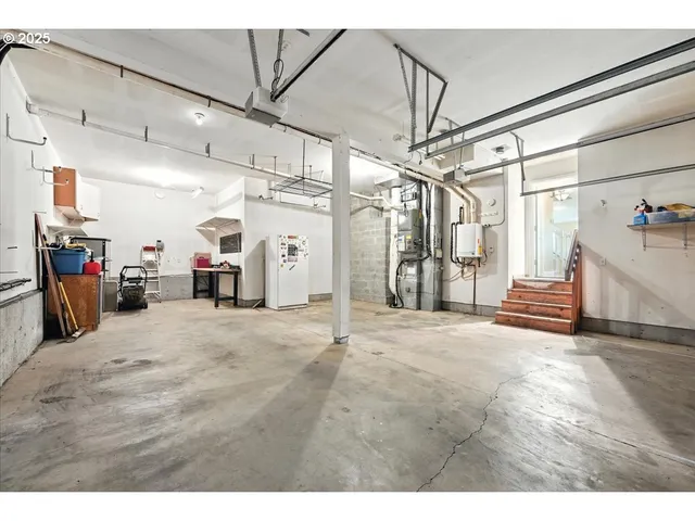 $695,000 | 21638 Northeast Interlachen Lane, Fairview, OR 97024