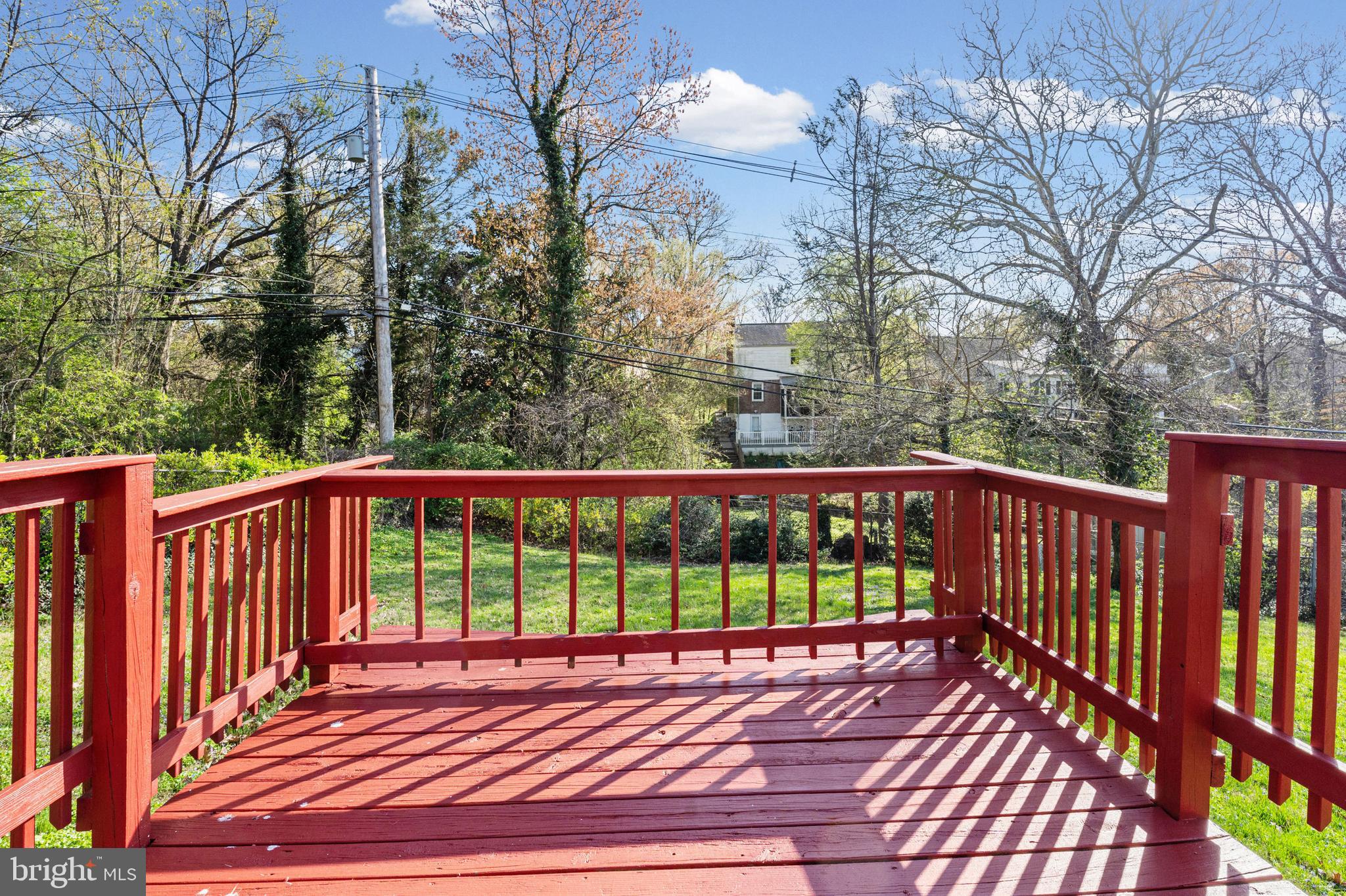 1413 Glendale Road Baltimore, MD 21239 - Photo 22 of 26 Rear Deck
