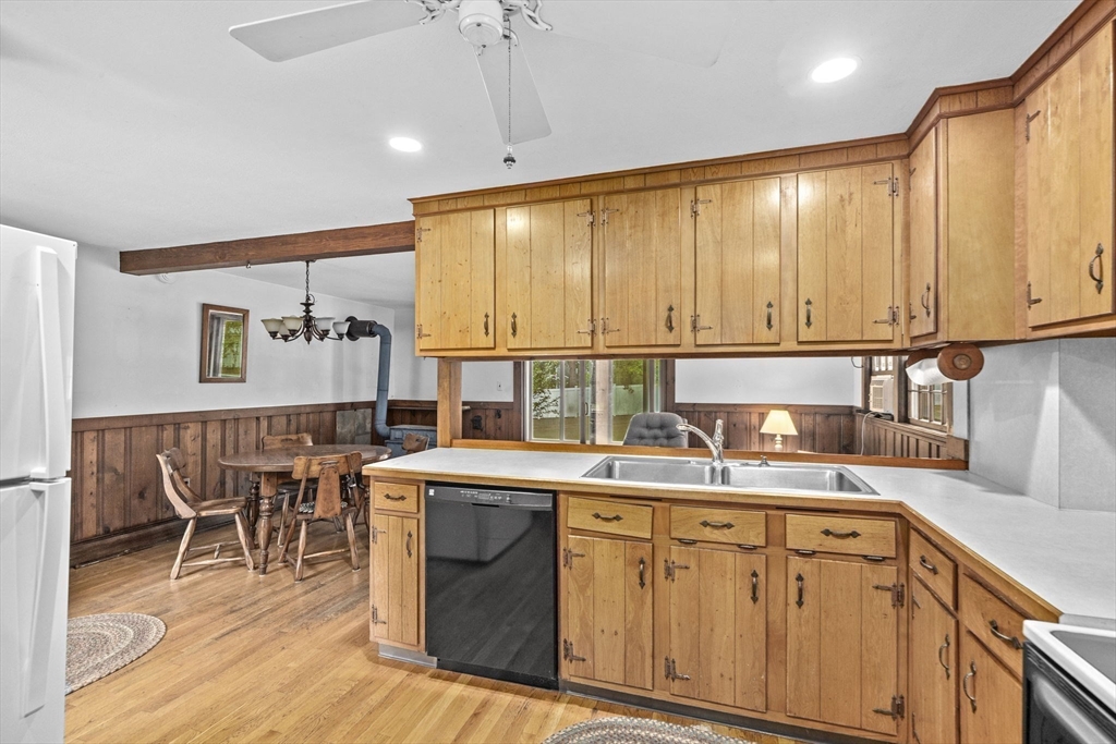 14 Plainfield Road Marshfield, MA 02050 - Photo 11 of 42 Gallery Image 11