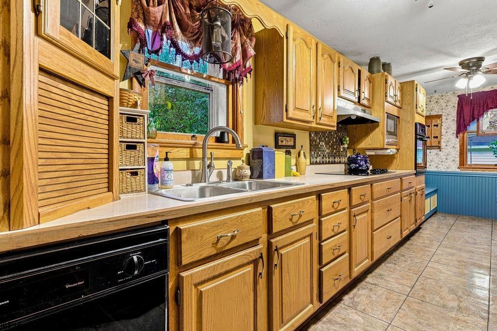 1612 Davisson Run Road Clarksburg, WV 26301 - Photo 28 of 48 Gallery Image 28