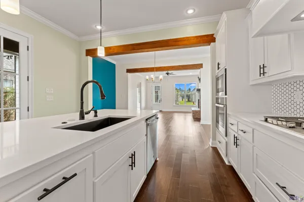 $365,000 | 364 Glenthorne Drive, Gonzales, LA 70737