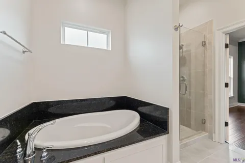 $365,000 | 364 Glenthorne Drive, Gonzales, LA 70737